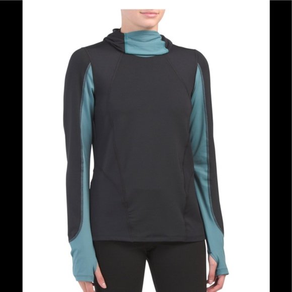Under Armour Tops - Under Armour ColdGear Reactor Top Medium
